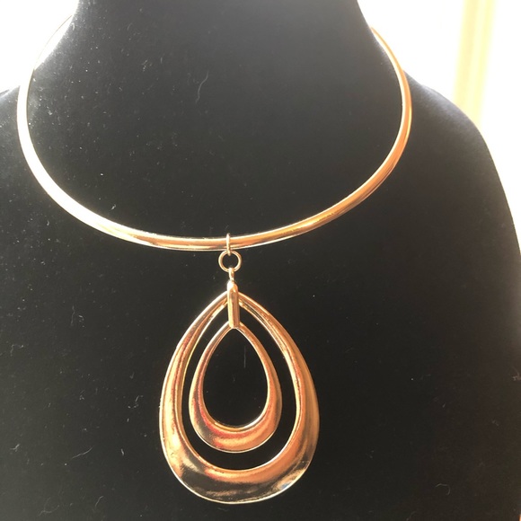 Double Tear Drop Gold-tone Statement Necklace - Picture 3 of 5